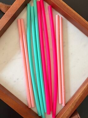 5 for $20: Target silicone reusable straws